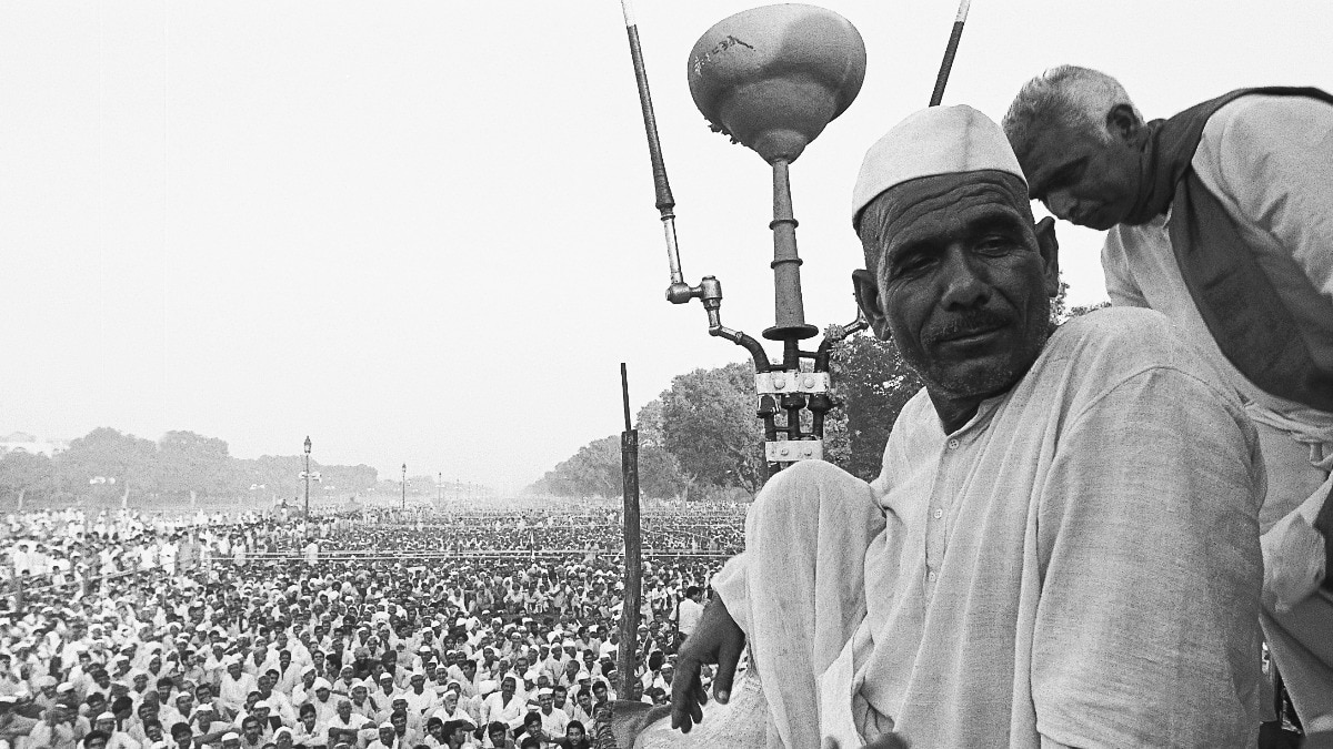 Flood of farmers and Babri: Why protest site moved from Boat Club to Jantar Mantar