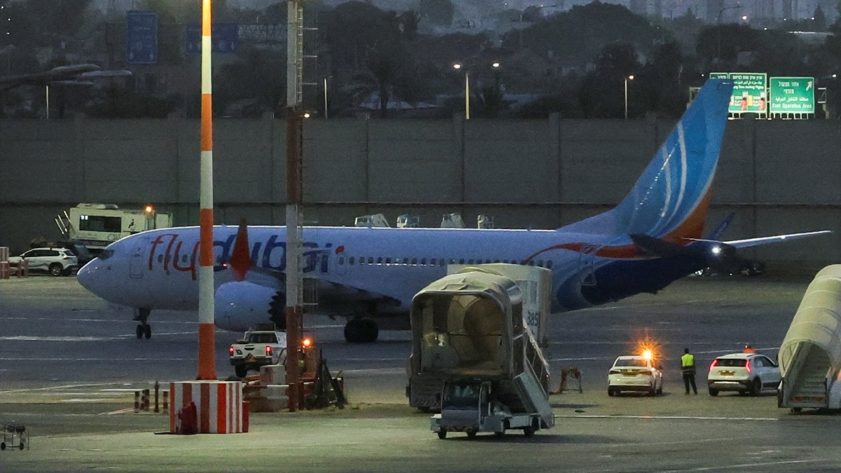 Pilot stabbed, jet plunges 14,000ft: How flydubai passengers stopped horror in air