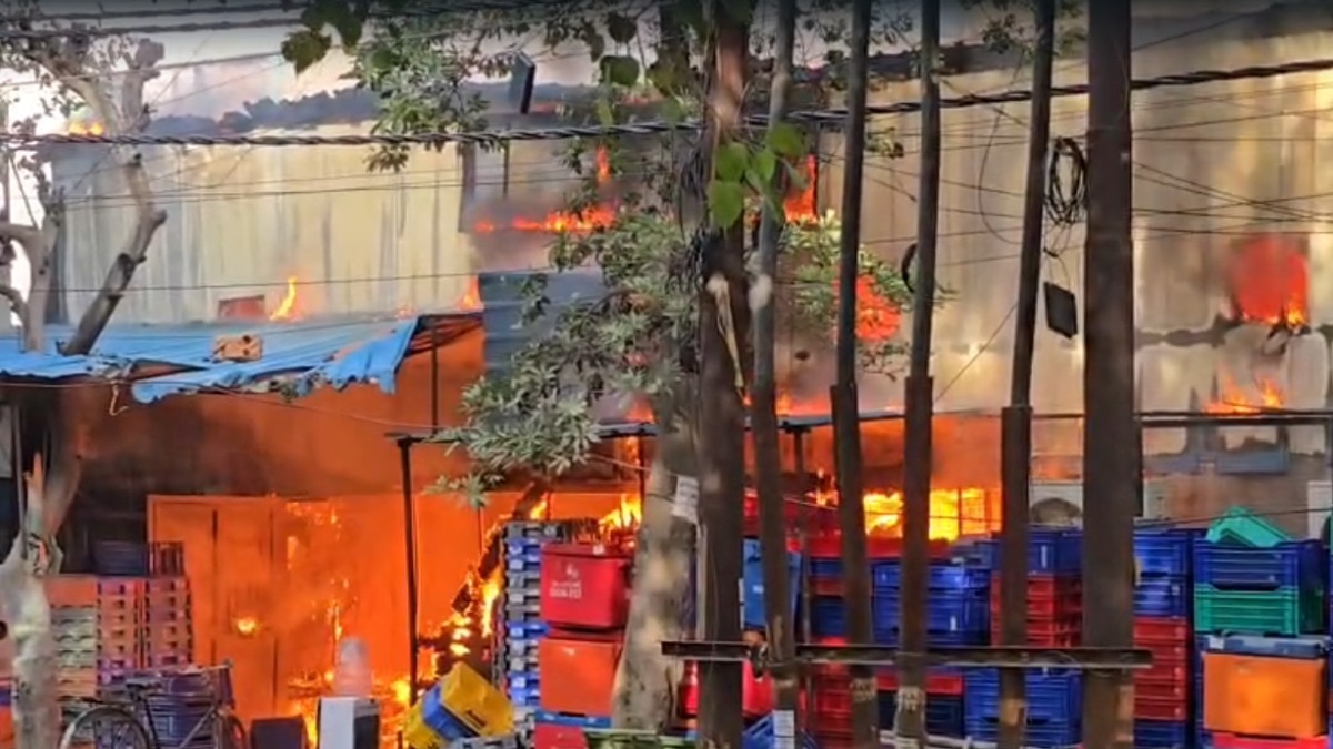 Fire breaks out at online shopping warehouse in Ghaziabad; cylinder blast reported