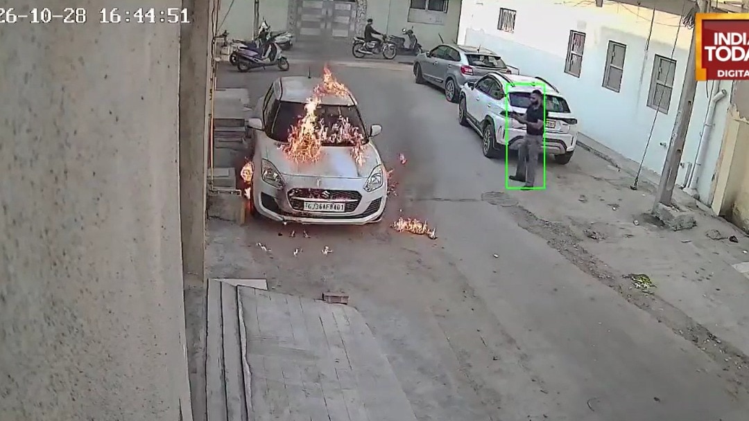 Irritated by car's honking sensors, Gujarat man sets neighbour's vehicle ablaze