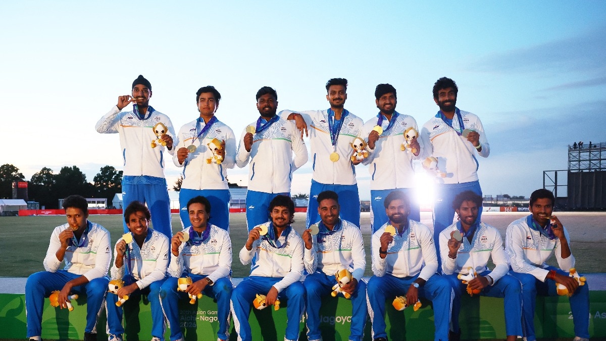 No trophy drama: Indian cricket team receives Asian Games gold medals from Jay Shah
