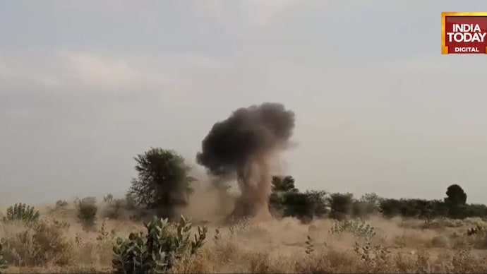 Jaipur bomb squad destroys RDX, detonators recovered in Sri Ganganagar Jaipur bomb squad destroys RDX, detonators recovered in Sri Ganganagar