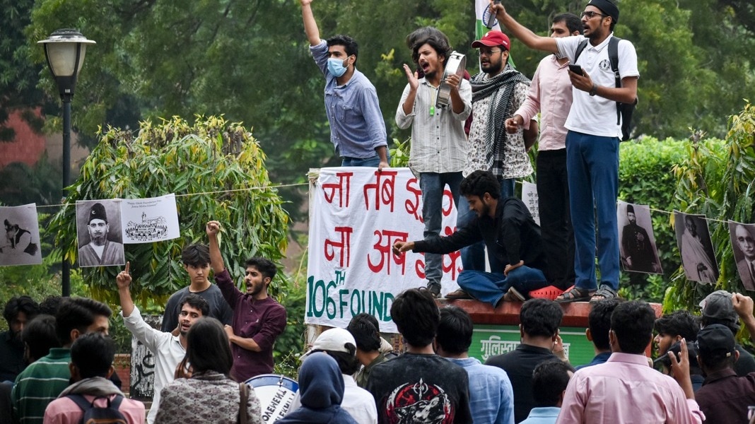 Jamia students end hunger strike after university assures union polls by Aug 2027