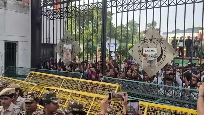 Protest-hit Jamia extends online classes, in-person teaching may resume after Jan 13