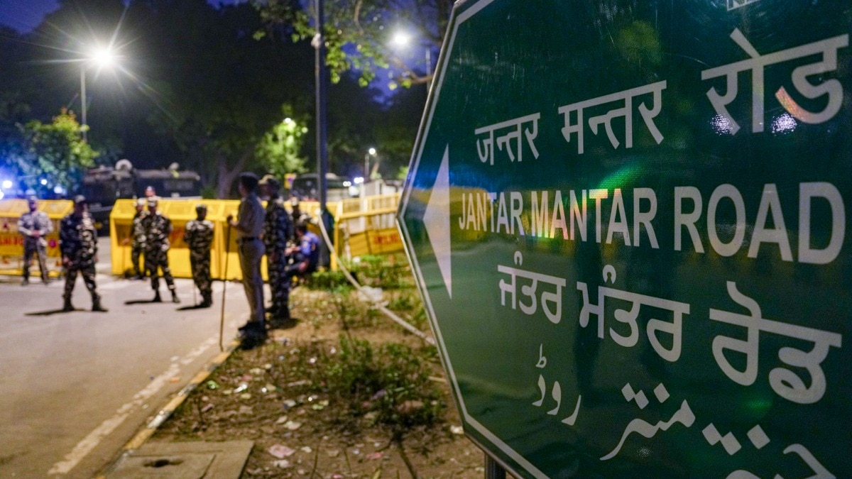 SC seeks government response on denotification of Jantar Mantar as protest site