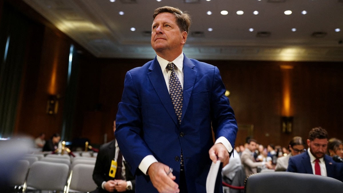 Trump names intelligence chief Jay Clayton as new AI czar
