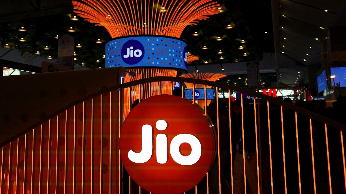 Jio Platforms IPO GMP today: Premium hits Rs 250 as anchor book opens