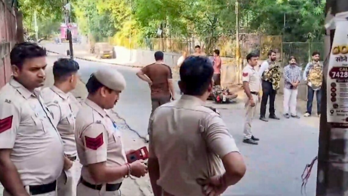 Only 16 of 736 Delhi parks have CCTV, 520 need more lights: Audit report