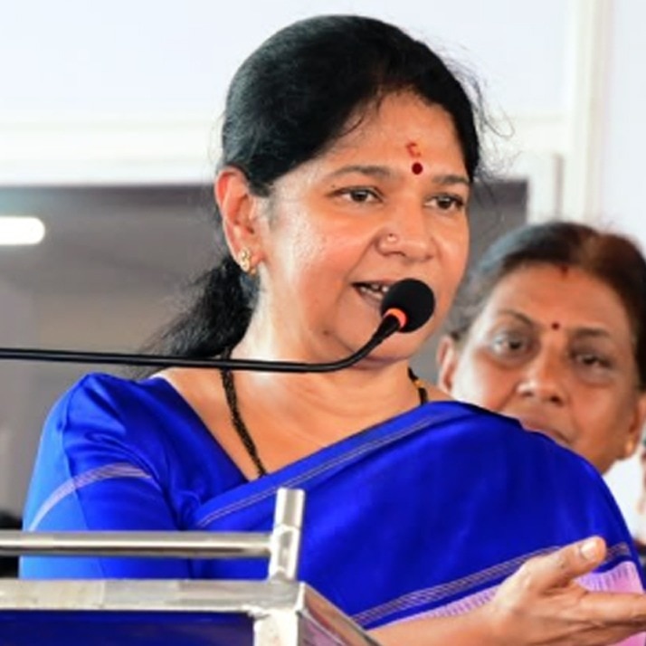 Astrologer may make him US President: Kanimozhi mocks Vijay over Secretariat plans