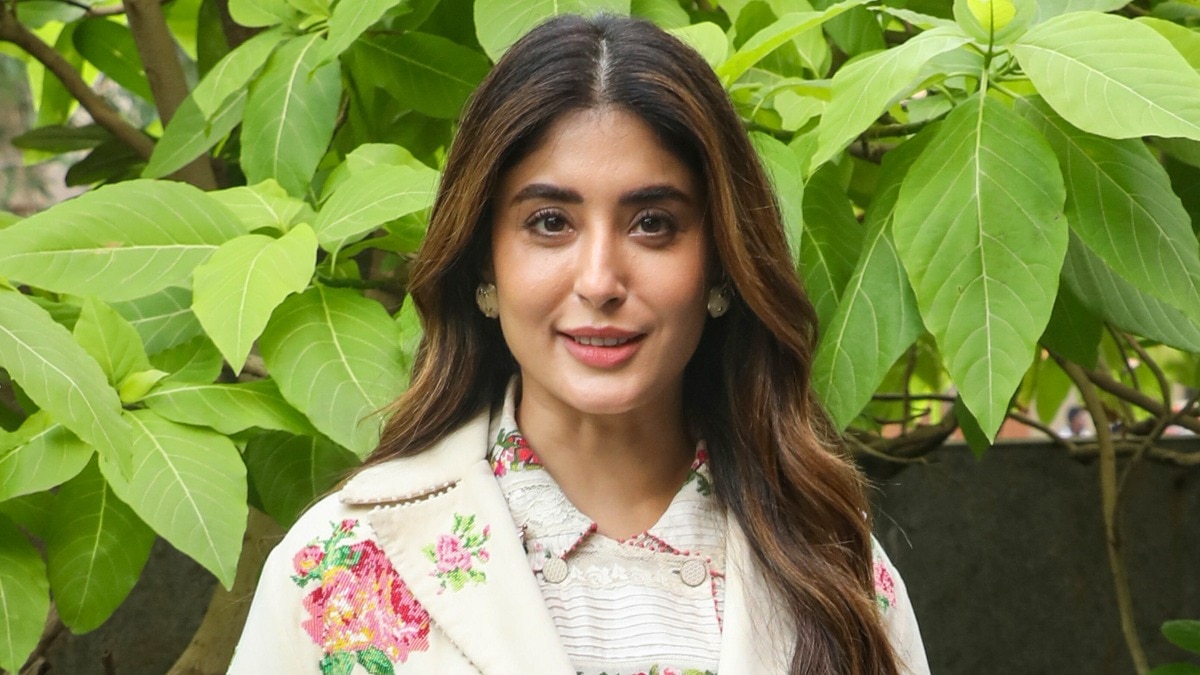 कृतिका कामरा ने इंस्टाग्राम द्वारा 'सच्चे आवाजों' के सेंसर होने के बाद X पर वापसी की