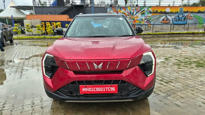Mahindra XUV 3XO ZNG