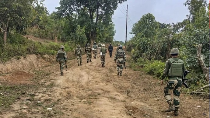 The clashes erupted in Manipur's Thoubal while a cponcert was underway. Manipur clashes