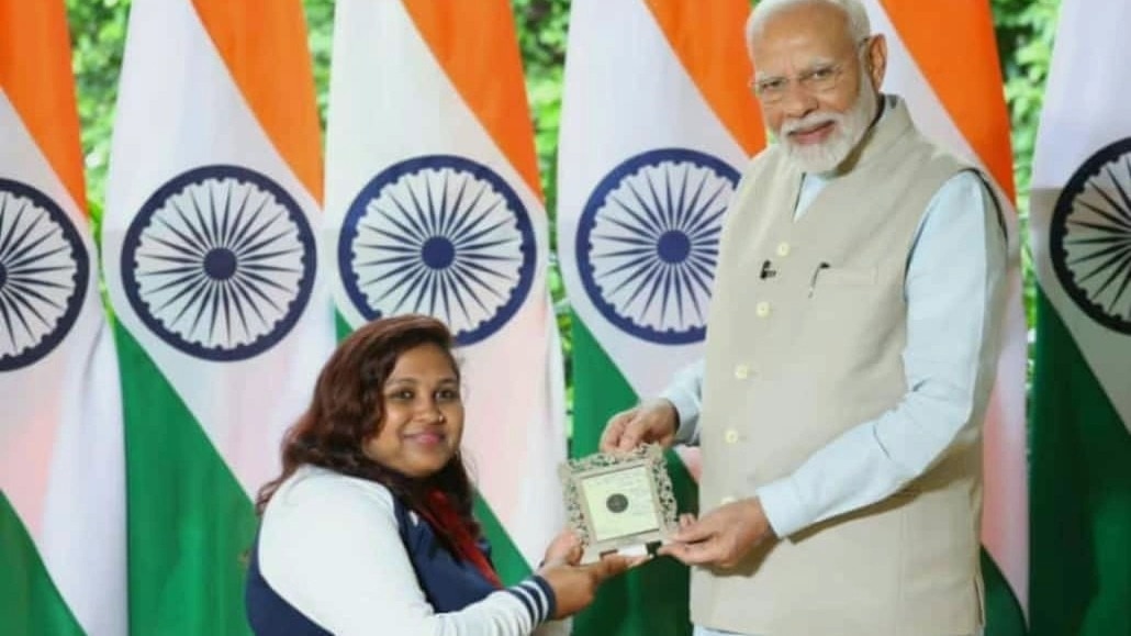 Prime Minister Modi Congratulates Para Shooter Mona Agarwal on Asian Para Games Gold