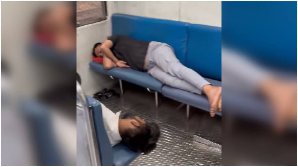 2 men sleep on Mumbai local's first-class seats, Railways reacts to complaint