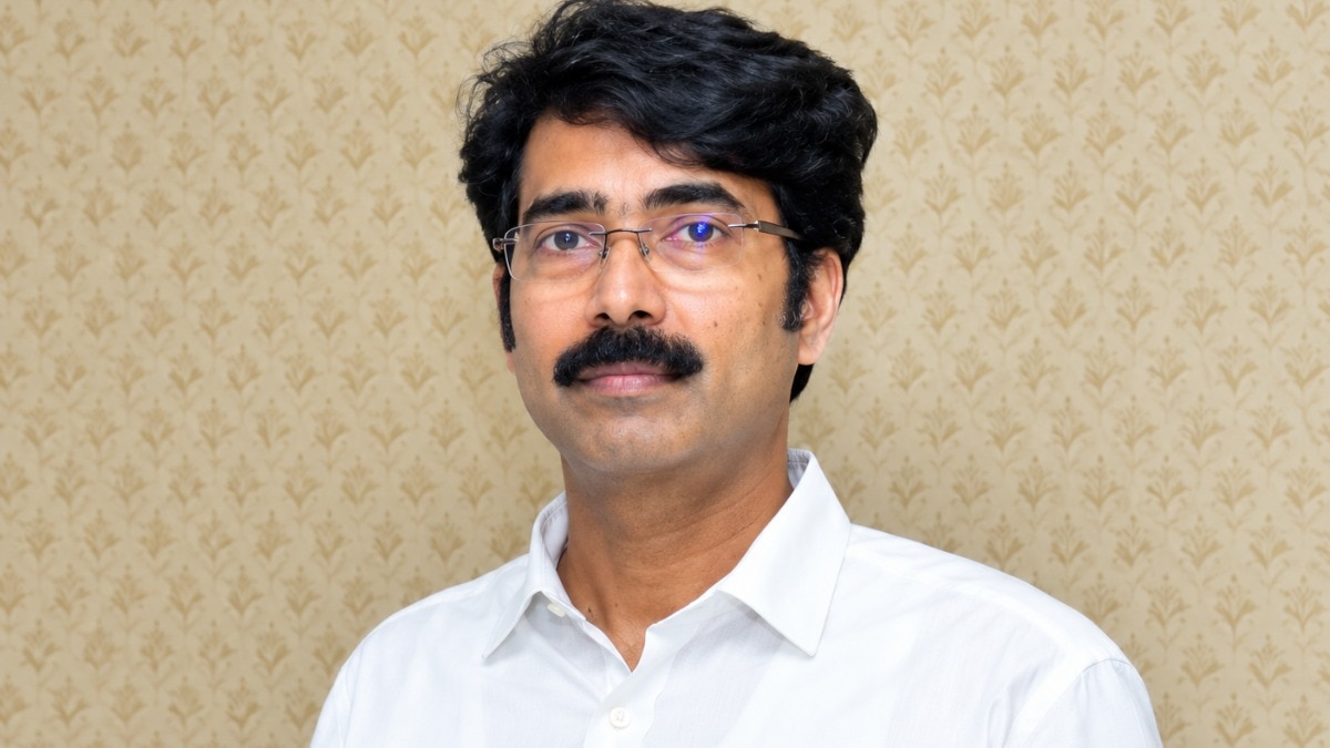 आंध्र प्रदेश के आईएएस अधिकारी डी. मुरलीधर रेड्डी को पदस्थापना के लिए 120 सप्ताह का इंतजार
