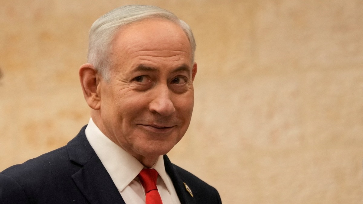 Sit next to an Israeli: Netanyahu's advice if your flight is hijacked