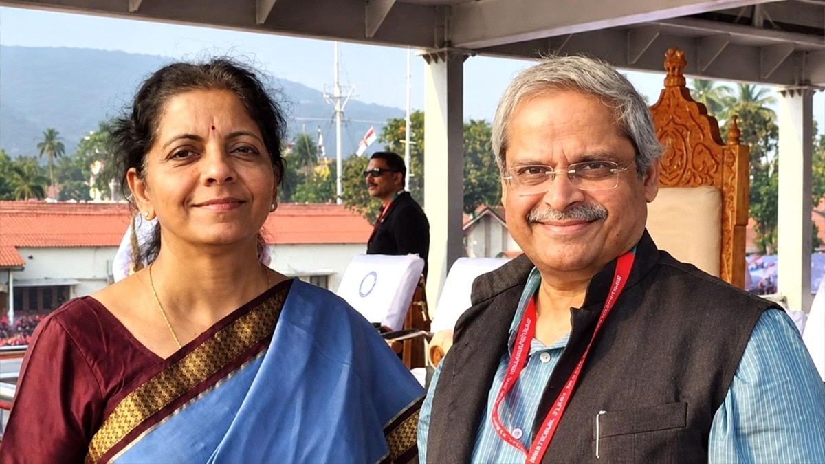 Har gali mei Jantar Mantar: Sitharaman's husband to join Dipke in anti-SIR stir
