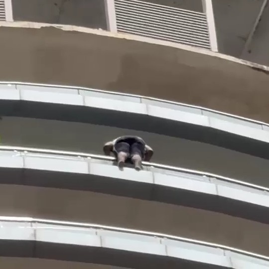 Pleas turn to screams as man jumps off 43rd floor of posh Noida society