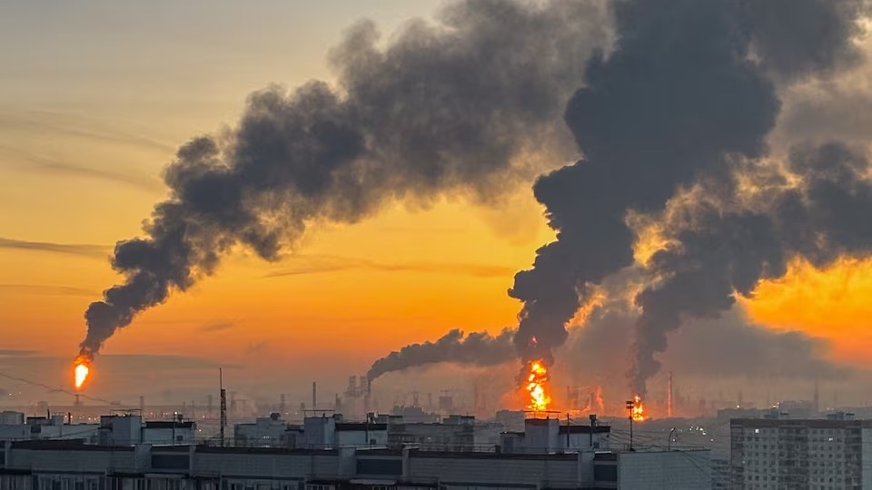 Ukrainian drones strike Russian oil refinery as Zelenskyy says truce is over