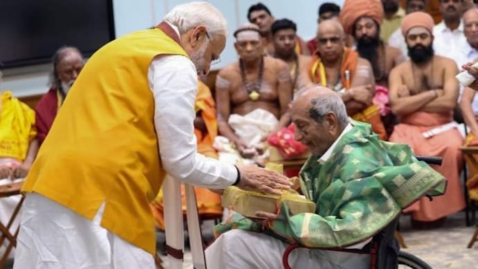 PM Modi with Vummidi Ethiraj. PM Modi with Vummidi Ethiraj in 2023.