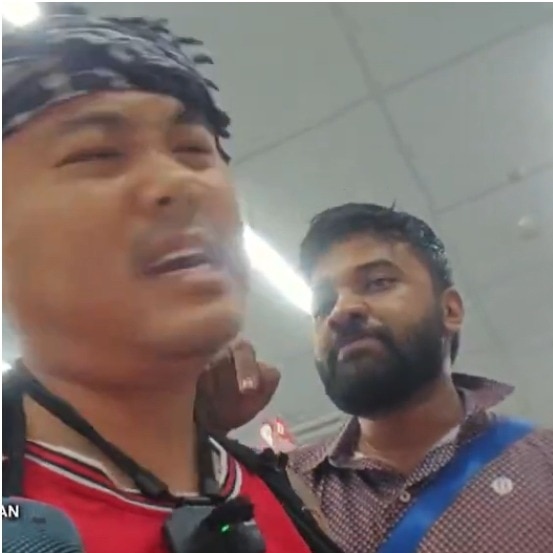 Canadian YouTuber gets tight slap from Indian man over racist comments on camera