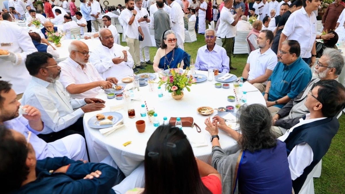 JD(U) Questions Leadership and Strategy of INDIA Bloc