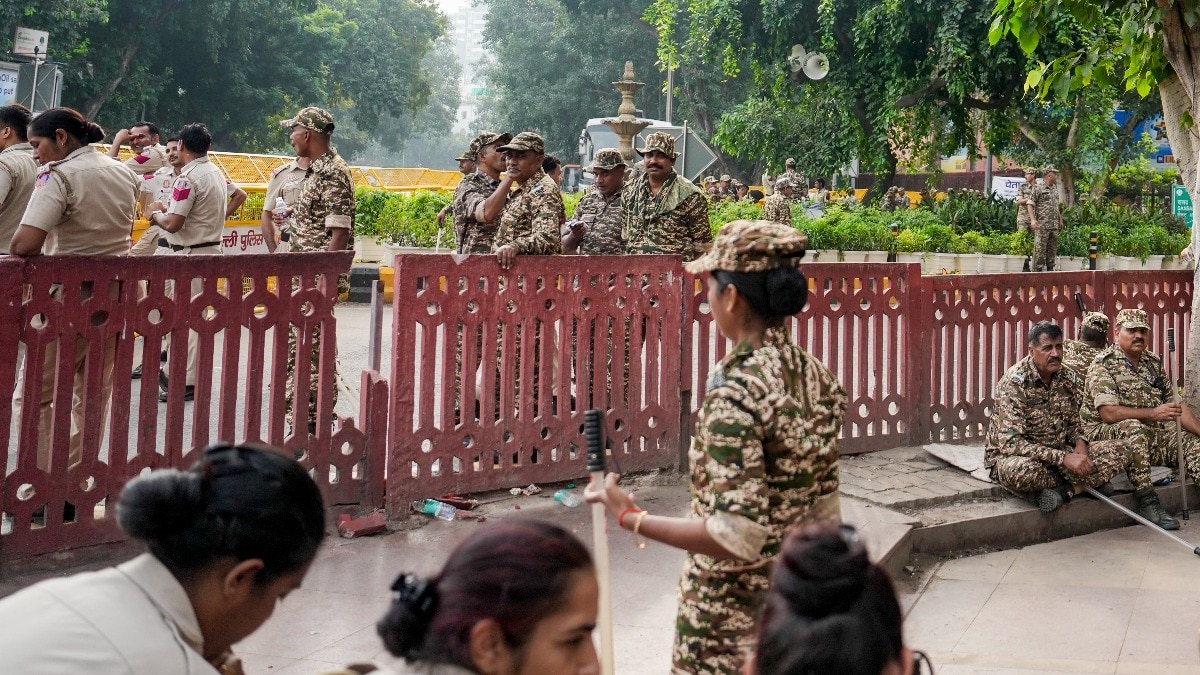 Delhi Central Park shut, cops issue 'stay away' order ahead of CJP's Tiranga march