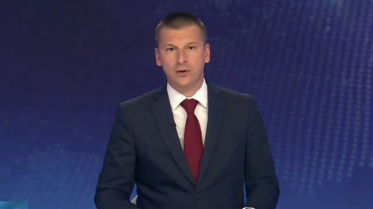 After Aleksandar Vucic's poll loss, Serbian broadcaster apologises for years of bias
