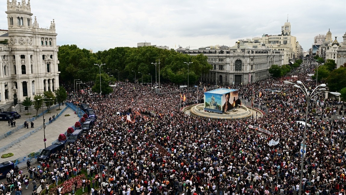 Thousands rally across Spain over housing crisis as parliament blocks key reforms