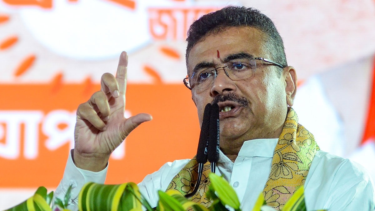 Toffees at Rejinagar poll rally draw children, girl dies after truck hits her
