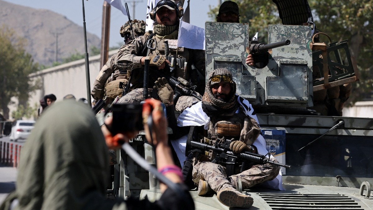 US to deport over 150 Afghans via Pak despite Taliban persecution risk under