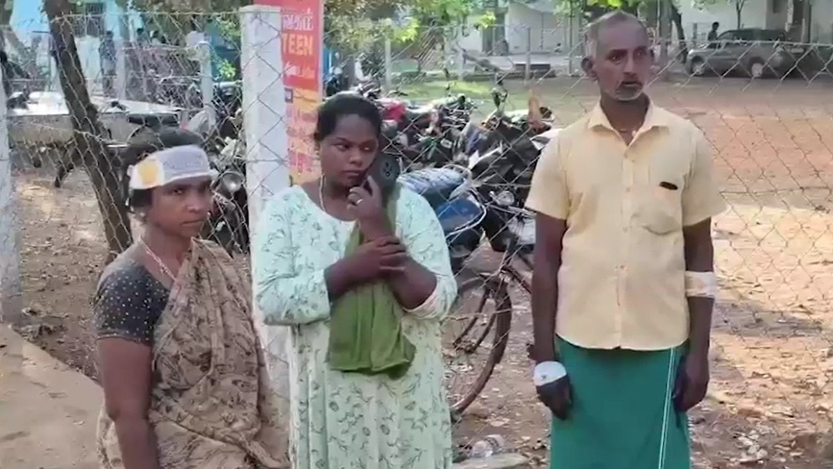 Man attacks nurse over 'delay' in getting gold ring for newborn under Vijay's scheme