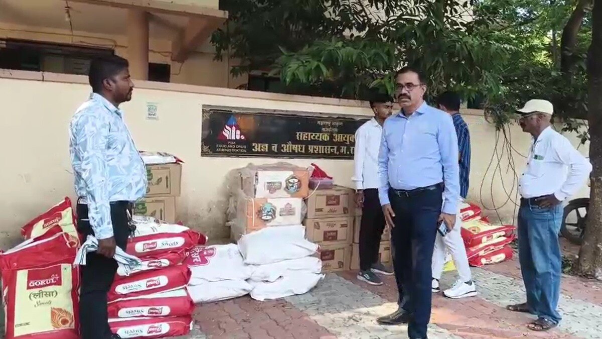 Maharashtra FDA seizes Rs 5 lakh worth of khoya consignment from Ahmedabad