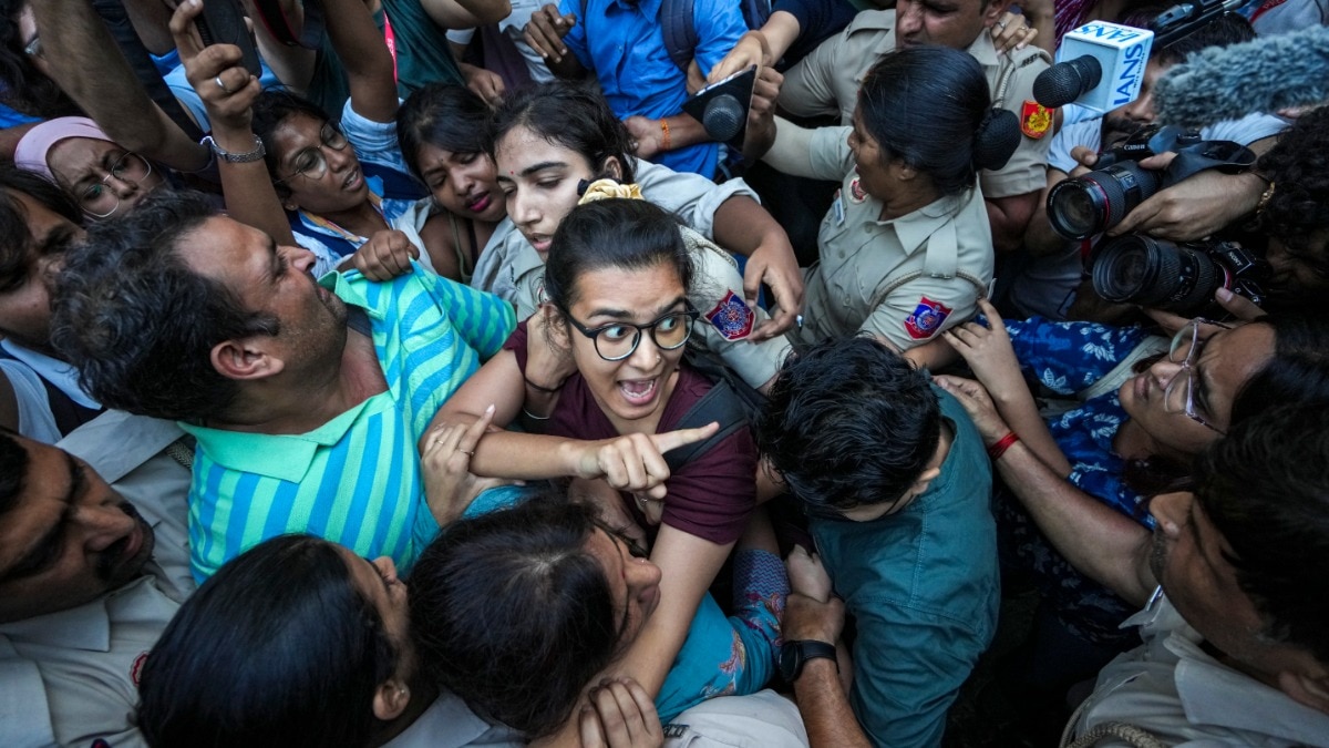 Delhi protests: CJP, AISA seek whereabouts of Abhijeet Dipke and Neha Bora Delhi protests: CJP, AISA seek whereabouts of Abhijeet Dipke and Neha Bora