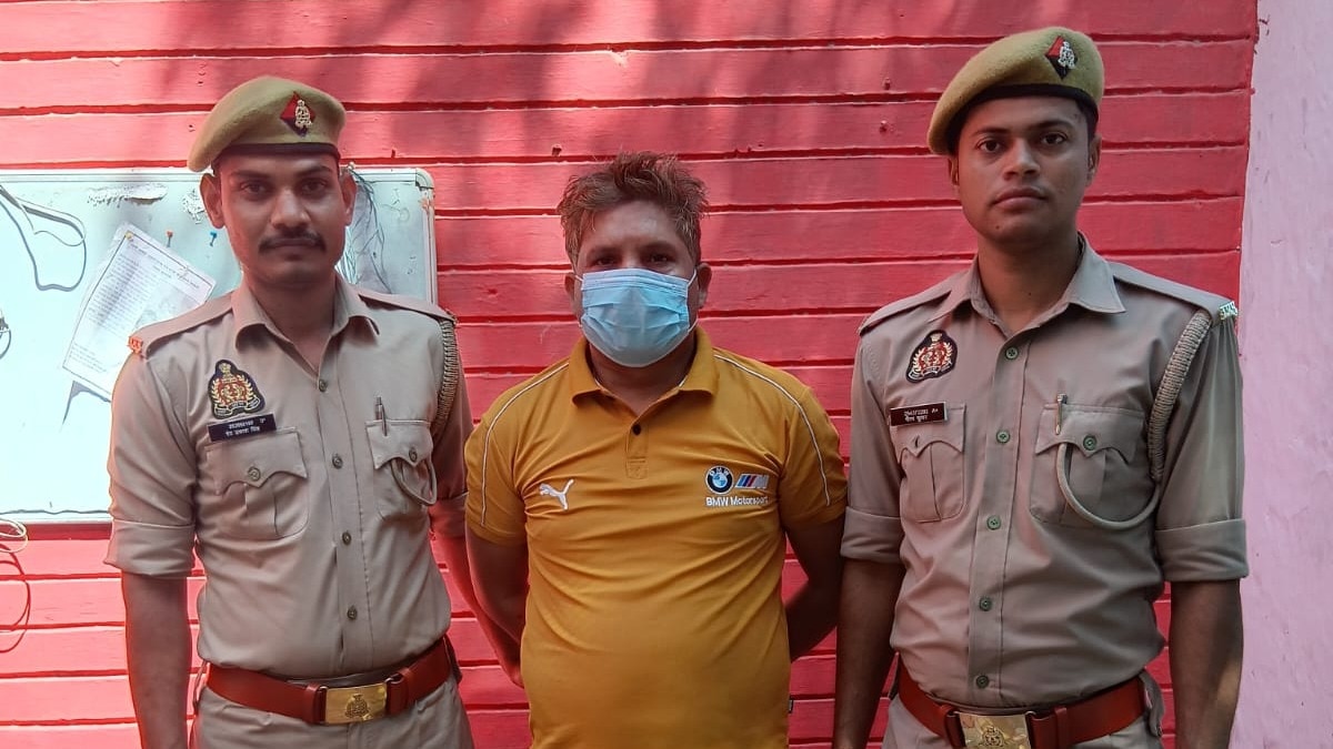 UP man dupes businessman of Rs 15 lakh promising Defence Ministry tenders, arrested