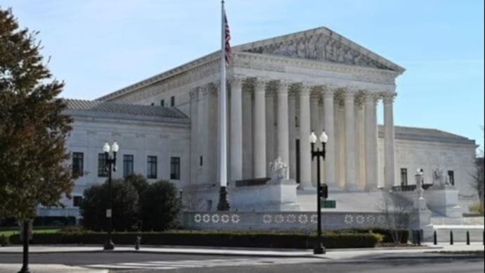Major tests await conservative US Supreme Court in new term