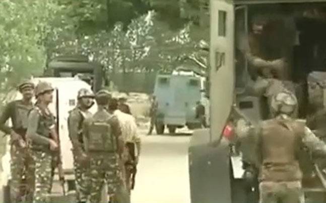 Terrorist killed in gunfight with security forces in J&amp;K - India Today