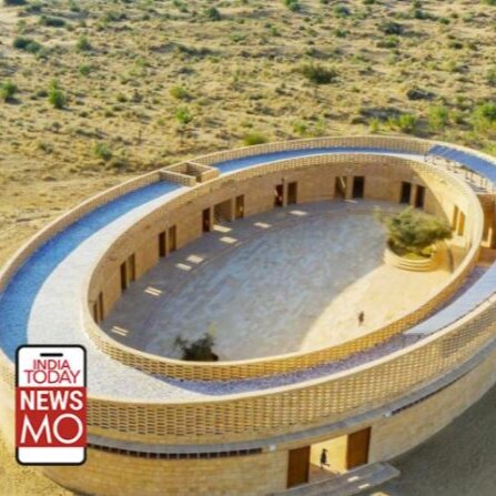 This School in the Middle of Desert Doesn't need an AC