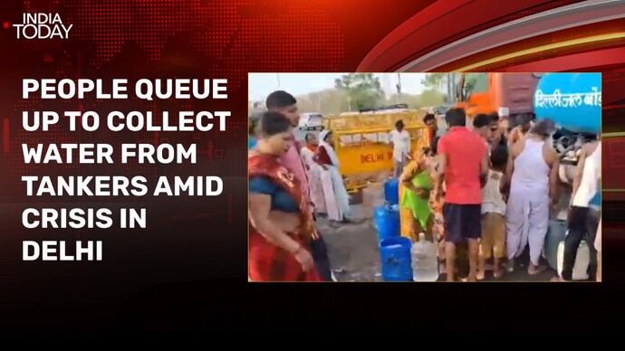 આકરી ગરમી વચ્ચે દિલ્હીવાસીઓ પાણીની કટોકટીનો સામનો કરી રહ્યા છે દિલ્હી જળ સંકટ