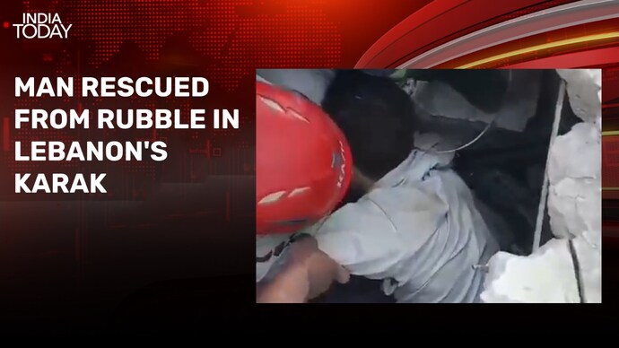 Video: Man rescued from rubble in Lebanon's Karak