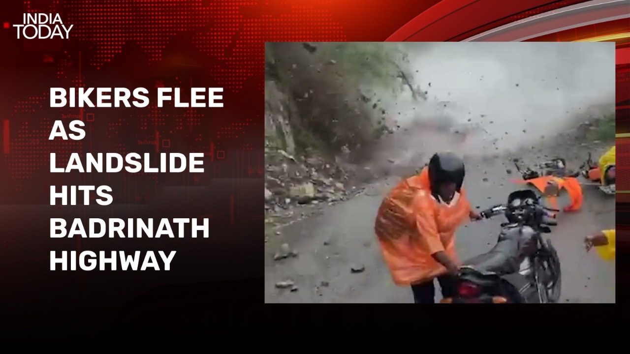 Video: Bikers flee after landslides hit Badrinath national highway