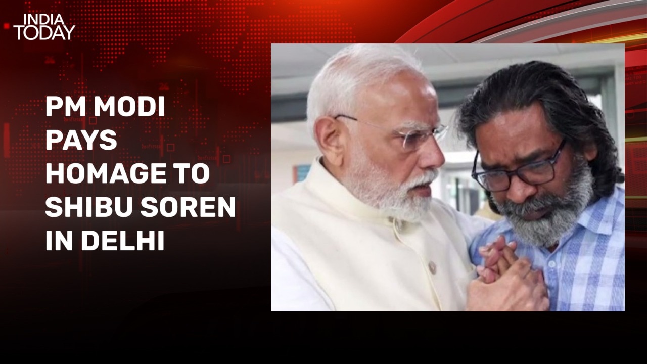 PM Modi pays homage to Shibu Soren, consoles Jharkhand CM Hemant Soren