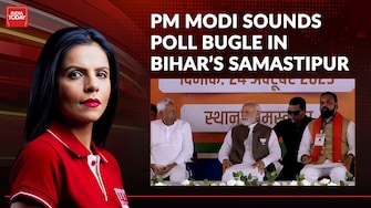 PM takes 'lathbandhan' jibe at Mahagathbandhan, Tejashwi asks, who's NDA's CM face?