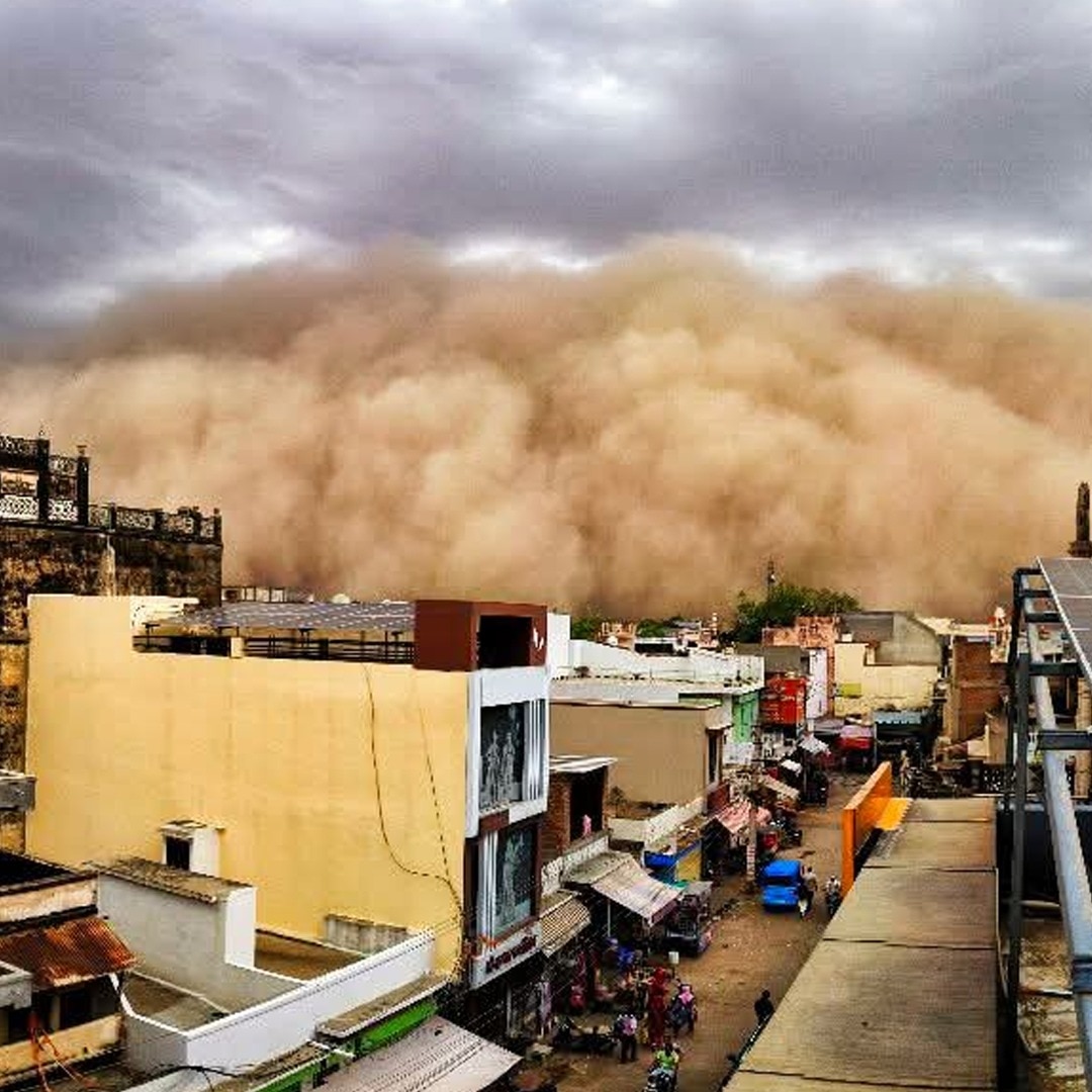 Video: Giant dust storm gobbles up houses in Rajasthan's Churu