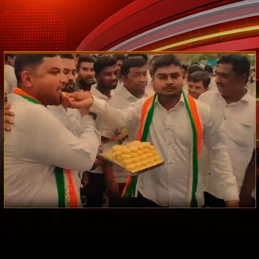 DKS supporters celebrate with dhols, sweets amid Siddaramaiah resignation buzz
