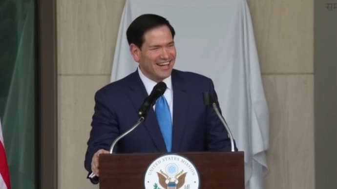 It's hot: Marco Rubio feels the Delhi heat, keeps press conference short