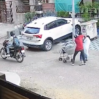 Video: Chandigarh woman out on stroll with baby targeted by chain snatchers