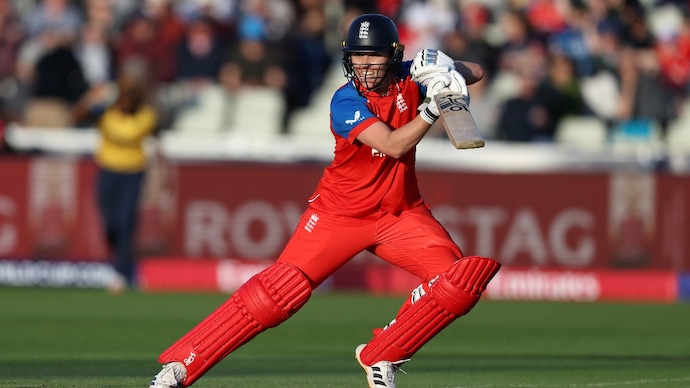 Nat Sciver-Brunt plays down title talk as England seek to end World Cup drought Nat Sciver Brunt
