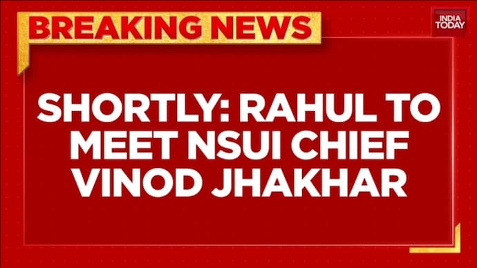 DUSU Poll Rout: Rahul Gandhi Brainstorms With NSUI Leadership After Zero Seats Debacle DUSU Debacle: Rahul Gandhi Questions NSUI Leadership