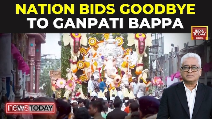 Ganesh Visarjan Celebrated With Devotion As Devotees Bid Farewell To Bappa Ganesh Visarjan Marks Farewell To Ganpati Bappa
